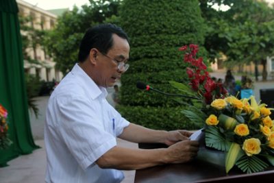 Nước mắt rơi ngày chia tay cuối cấp