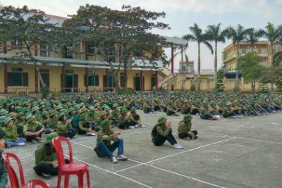 Tuần học môn Giáo dục quốc phòng tại trường THPT Hoàng Văn Thụ